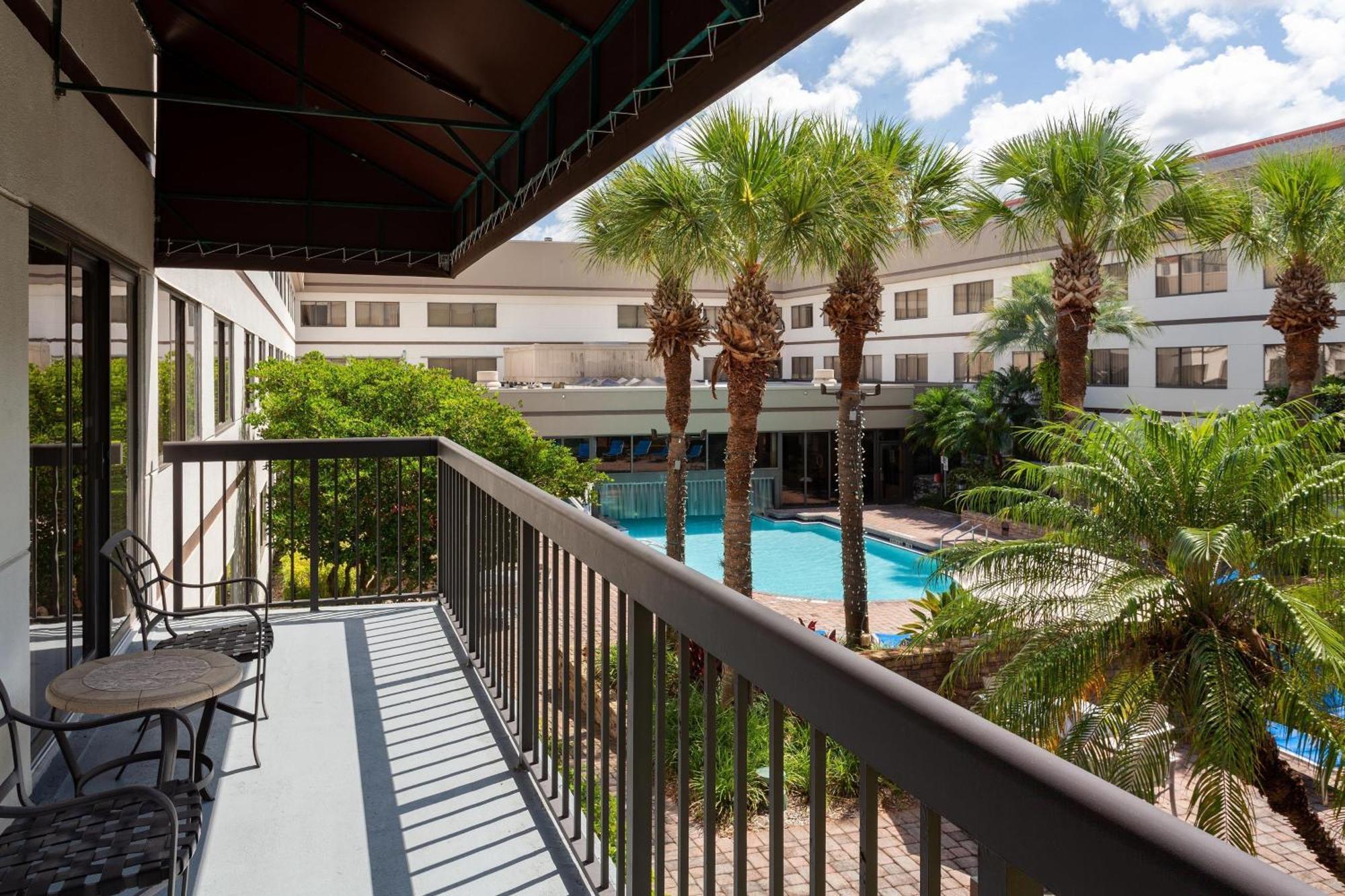 Sheraton Suites Orlando Airport Hotel Екстер'єр фото